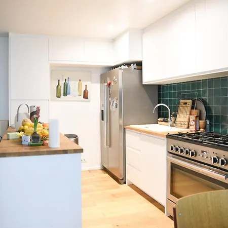 Spacious Duplex - Near Park Párizs